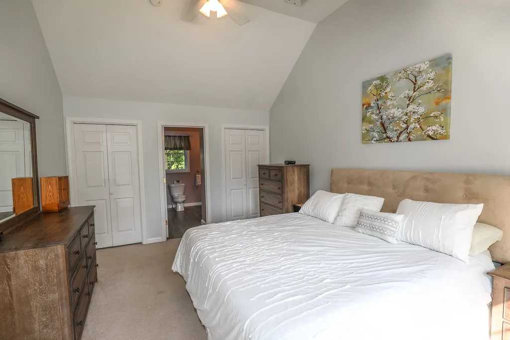12 Vahey Drive Brentwood NH 03833