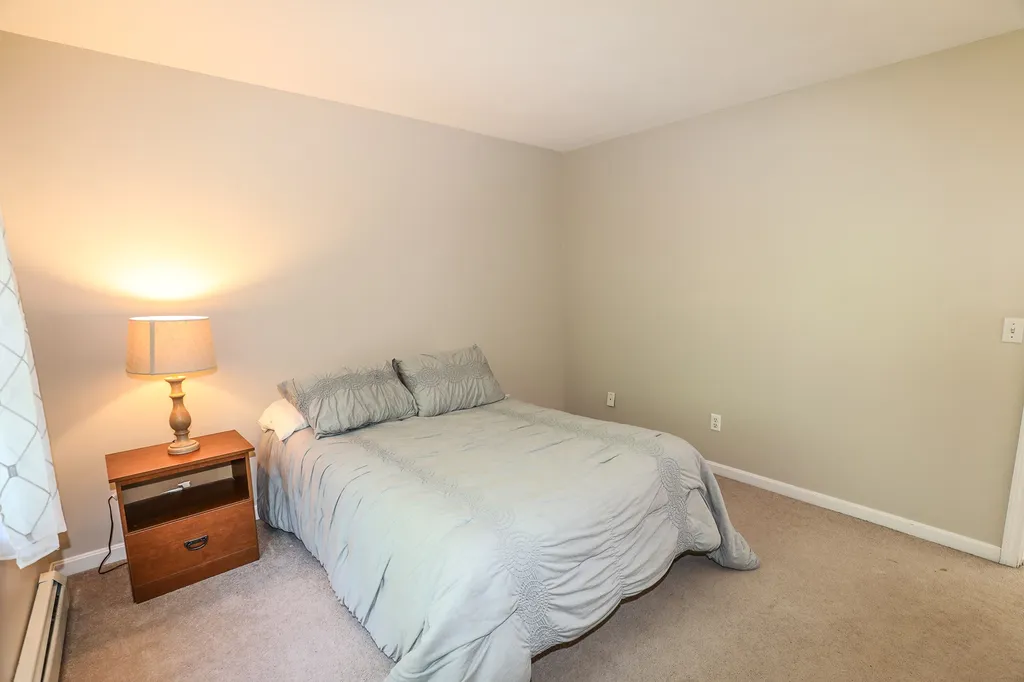 12 Vahey Drive Brentwood NH 03833