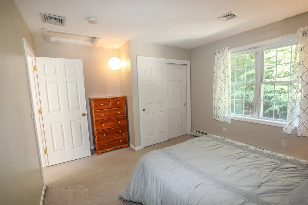 12 Vahey Drive Brentwood NH 03833