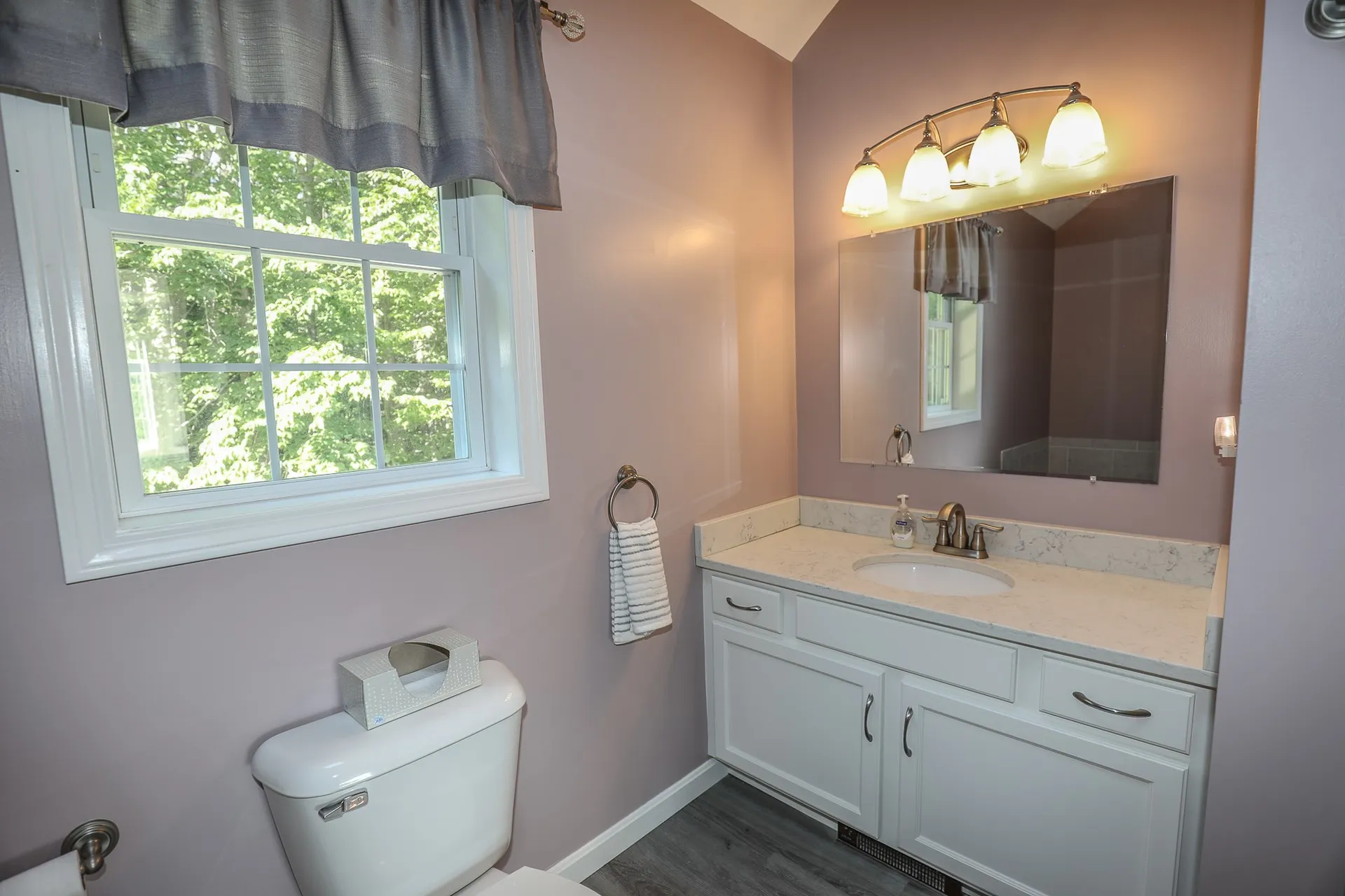 12 Vahey Drive Brentwood NH 03833