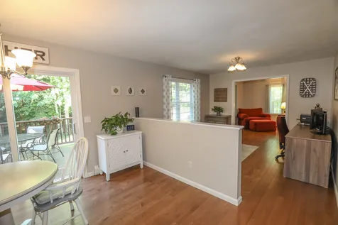 12 Vahey Drive Brentwood NH 03833
