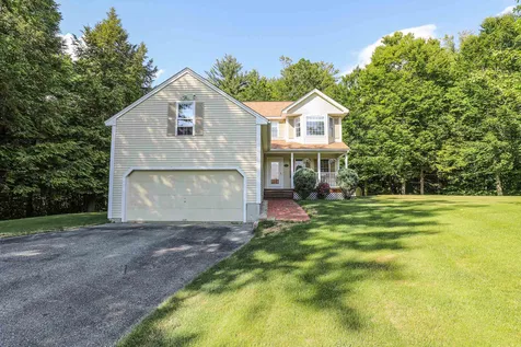 12 Vahey Drive Brentwood NH 03833