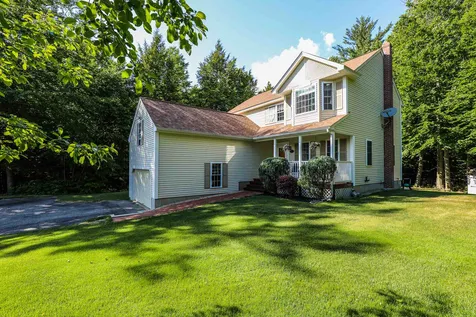 12 Vahey Drive Brentwood NH 03833