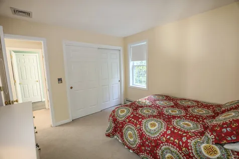 12 Vahey Drive Brentwood NH 03833