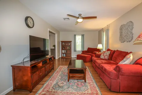 12 Vahey Drive Brentwood NH 03833