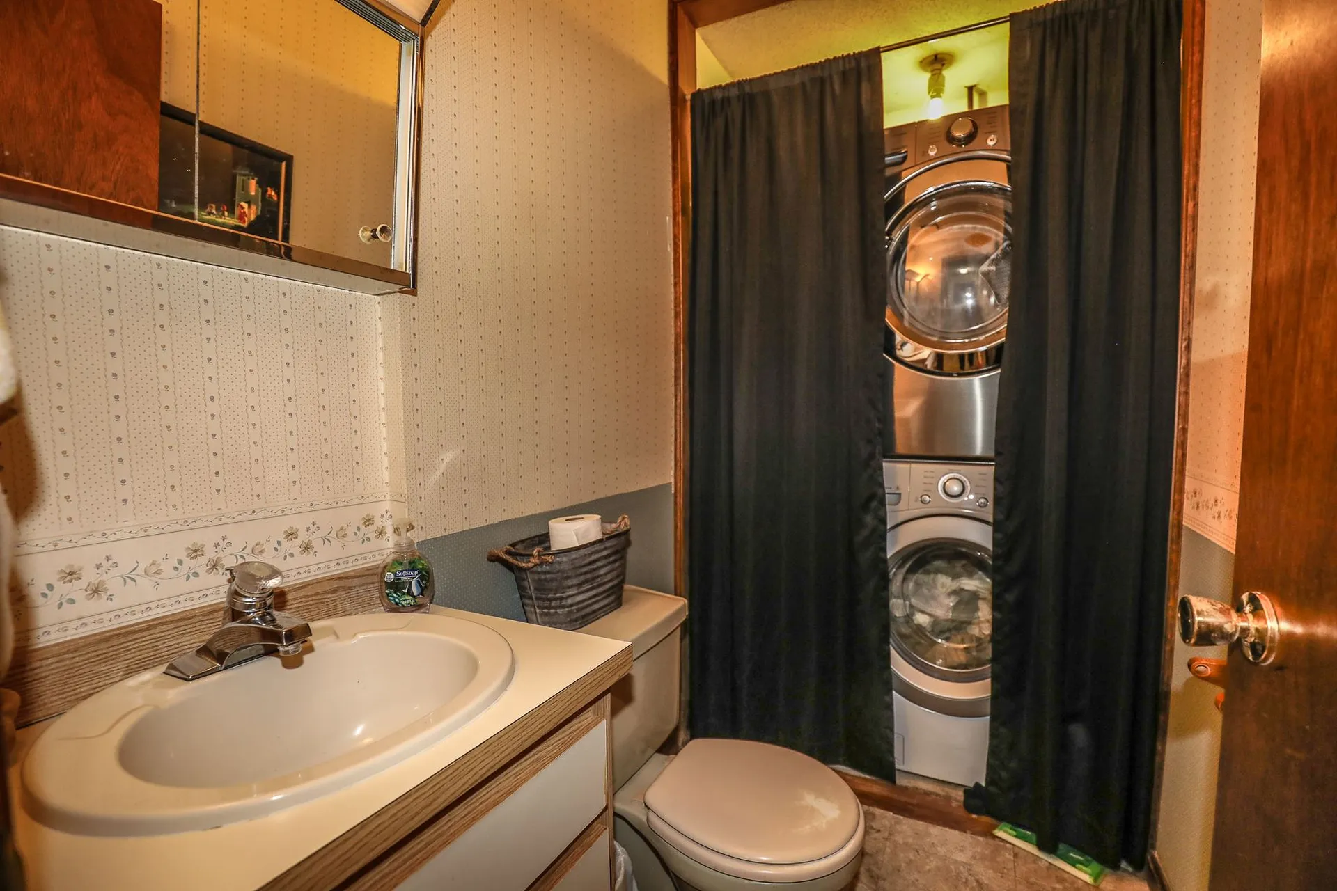 5 Blackstone Drive Nashua NH 03063