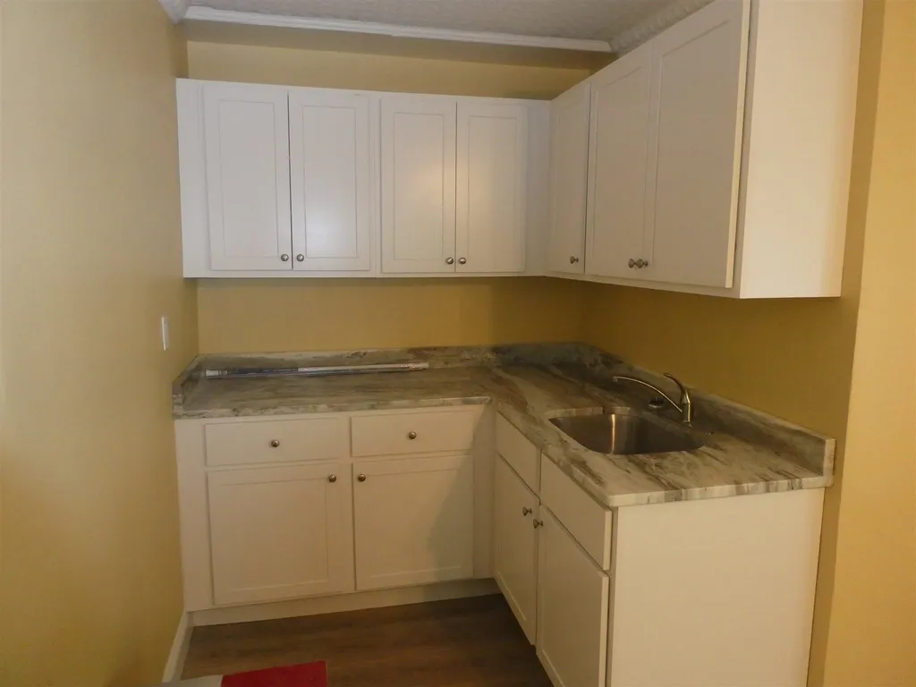 535 Douglas Street Manchester NH 03102