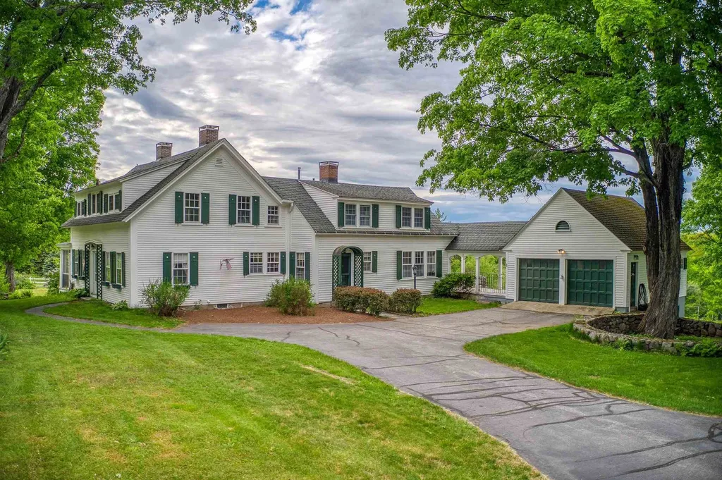 30 Cass Mill Road Hill NH 03243-3322
