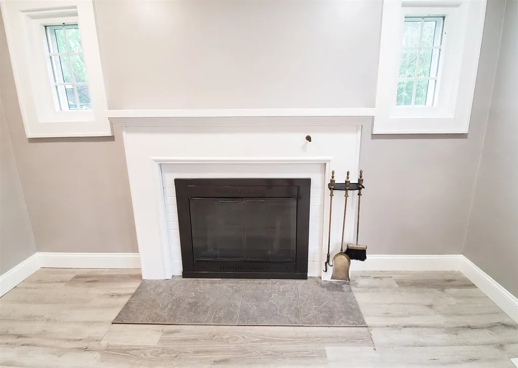 29 Tougas Avenue Manchester NH 03109