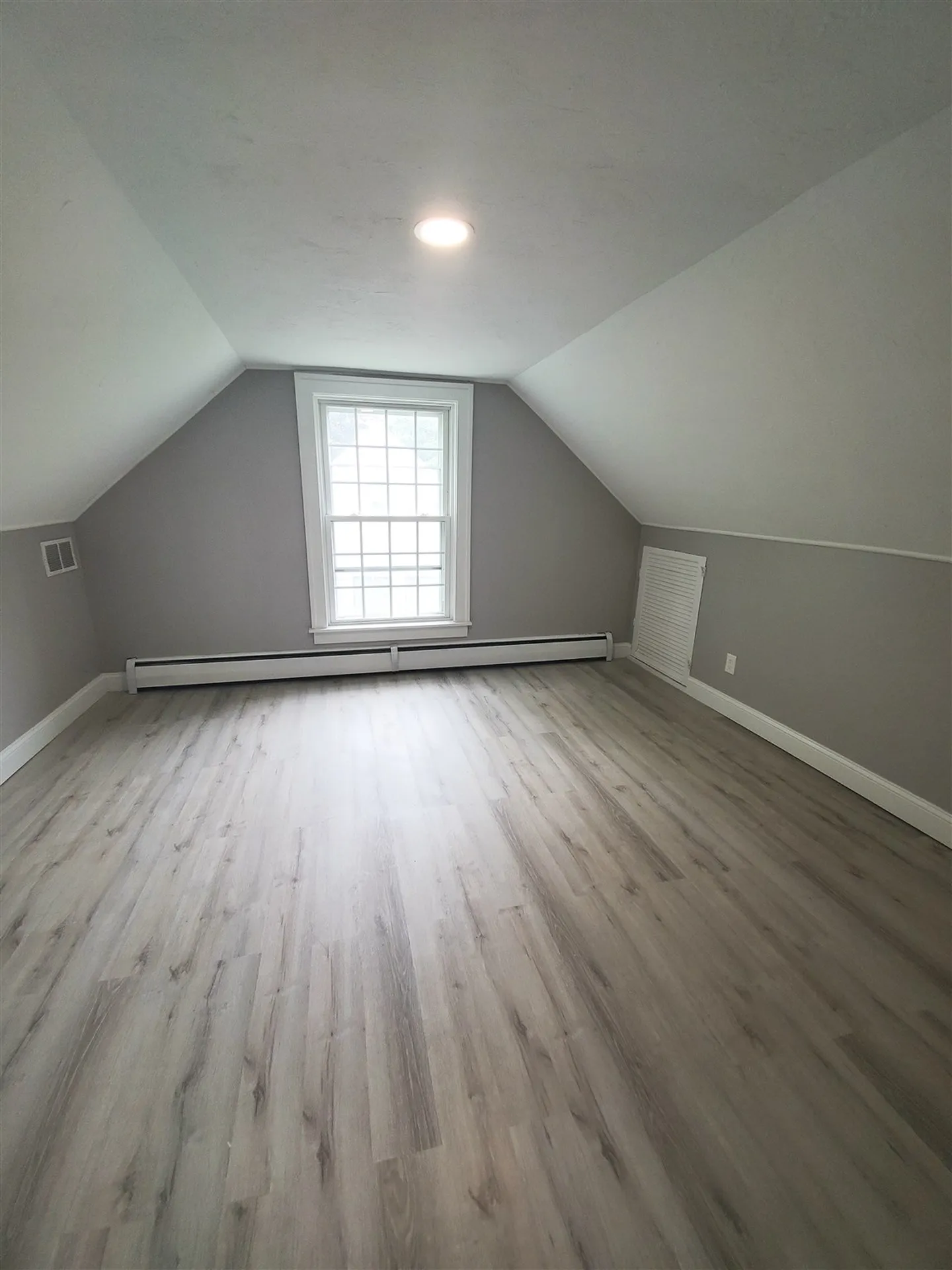29 Tougas Avenue Manchester NH 03109
