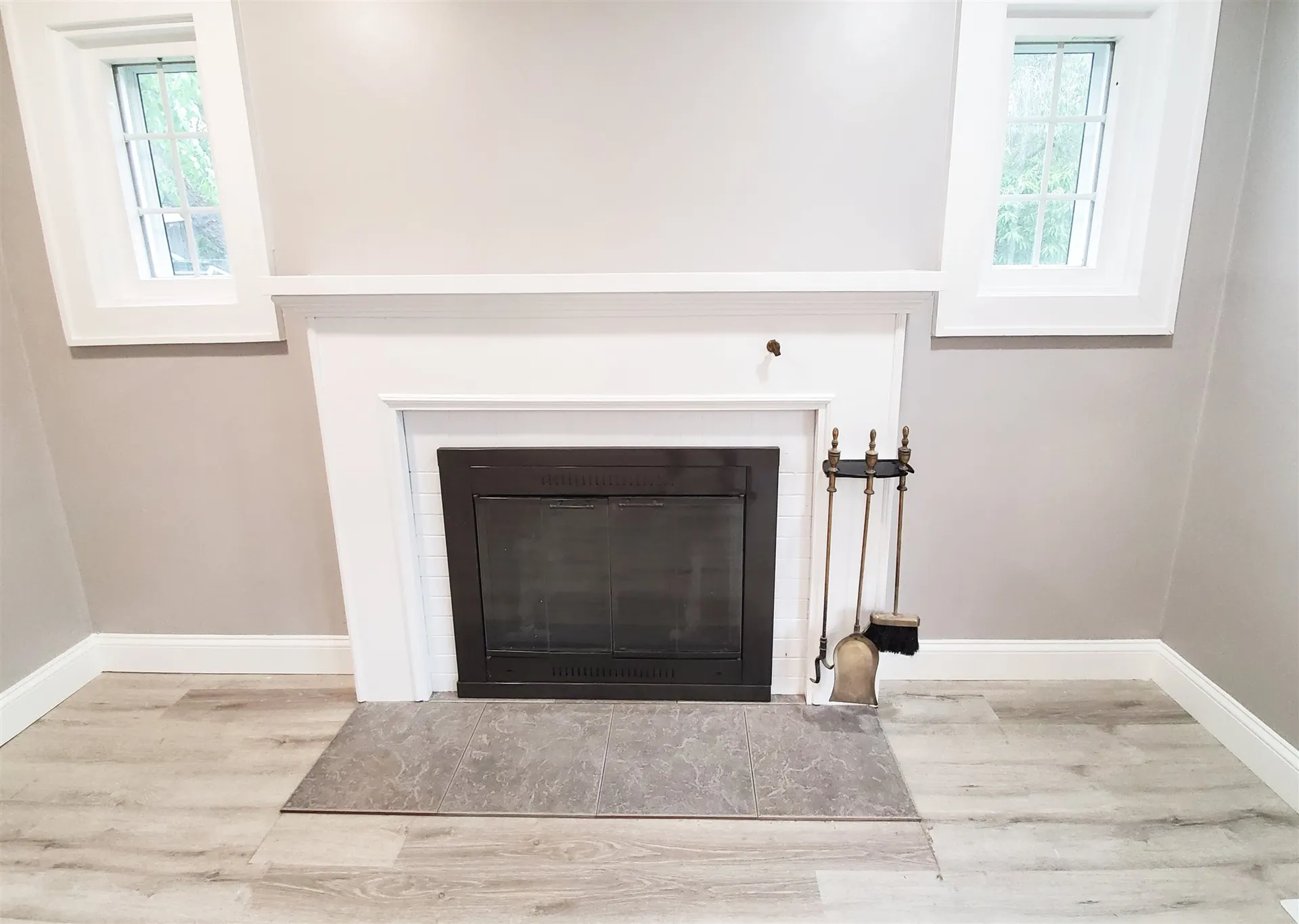 29 Tougas Avenue Manchester NH 03109
