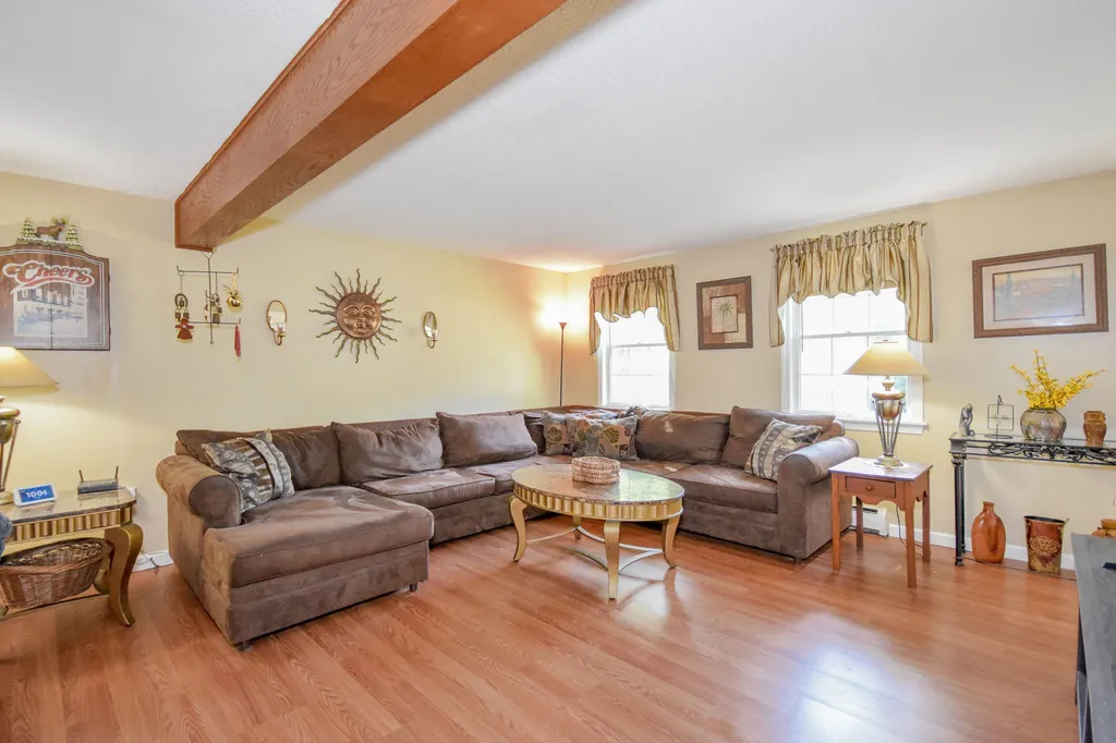 7 Penny Lane Dover NH 03820