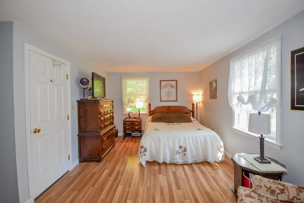 7 Penny Lane Dover NH 03820