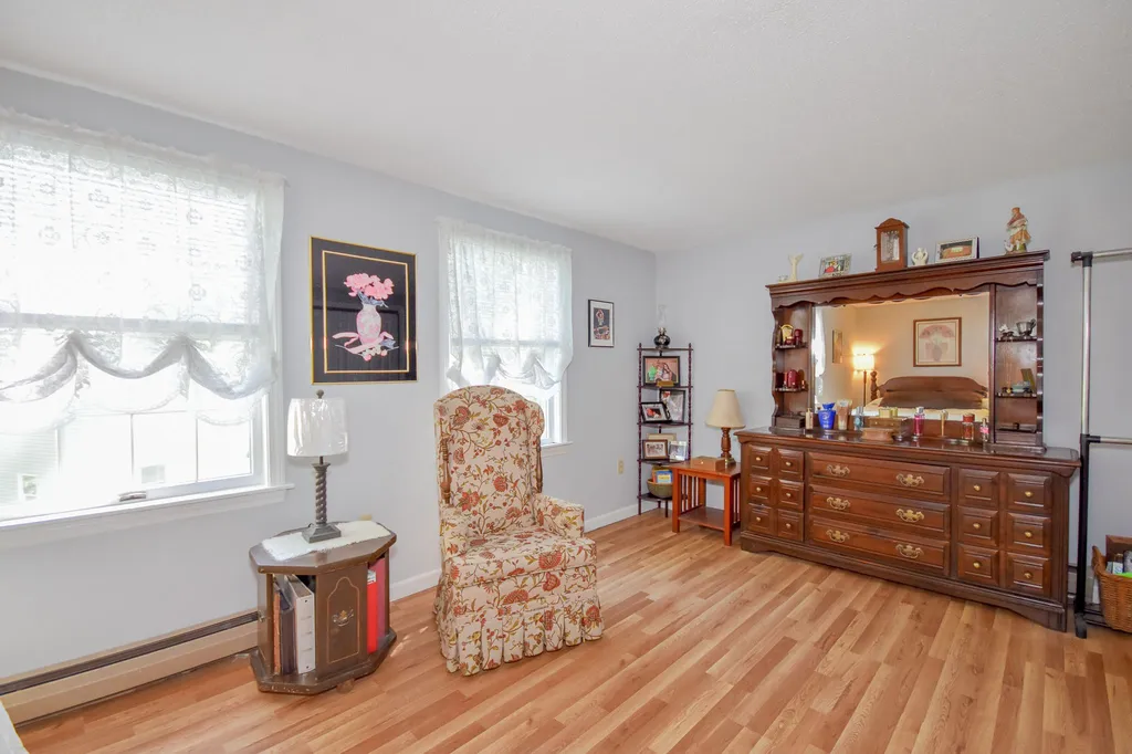 7 Penny Lane Dover NH 03820