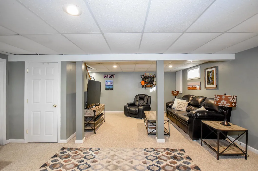 7 Penny Lane Dover NH 03820