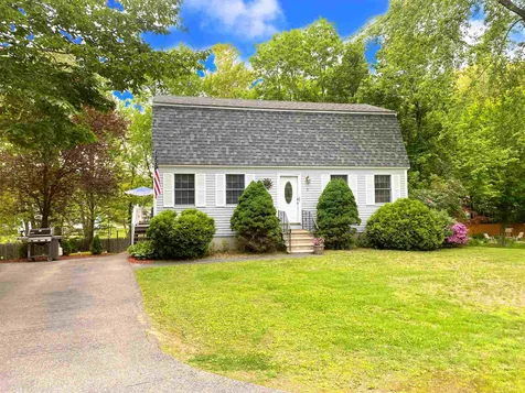 7 Penny Lane Dover NH 03820