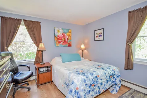 7 Penny Lane Dover NH 03820