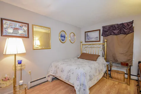 7 Penny Lane Dover NH 03820