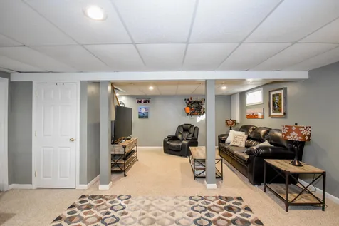 7 Penny Lane Dover NH 03820