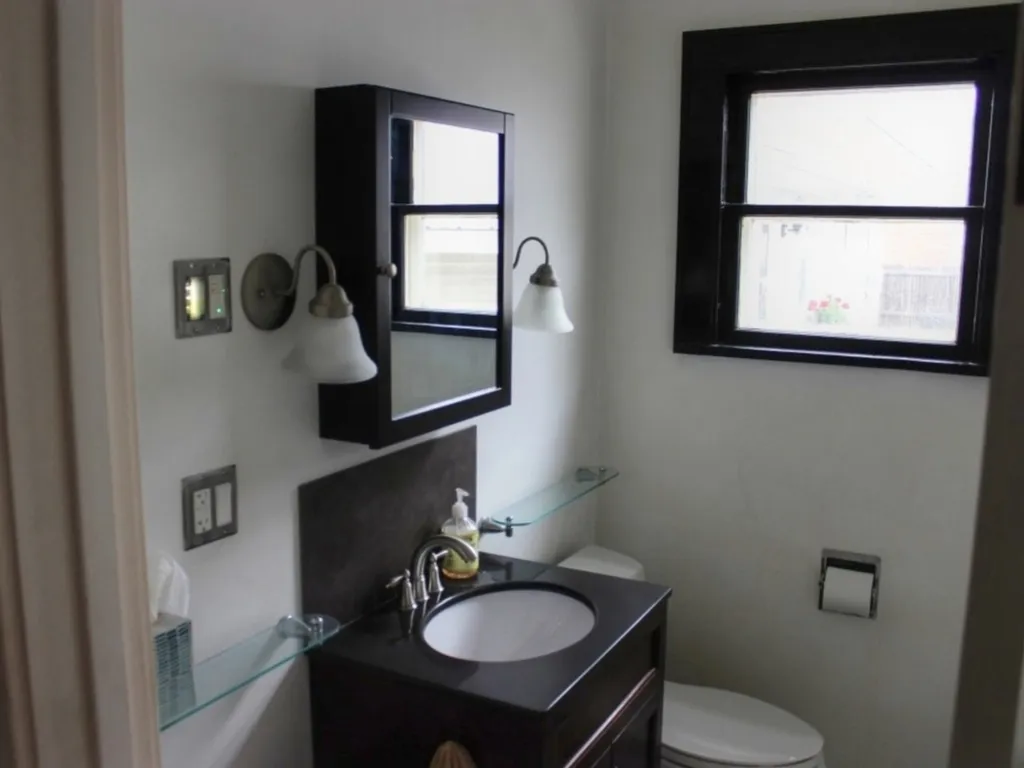 1062 North Avenue Burlington VT 05401