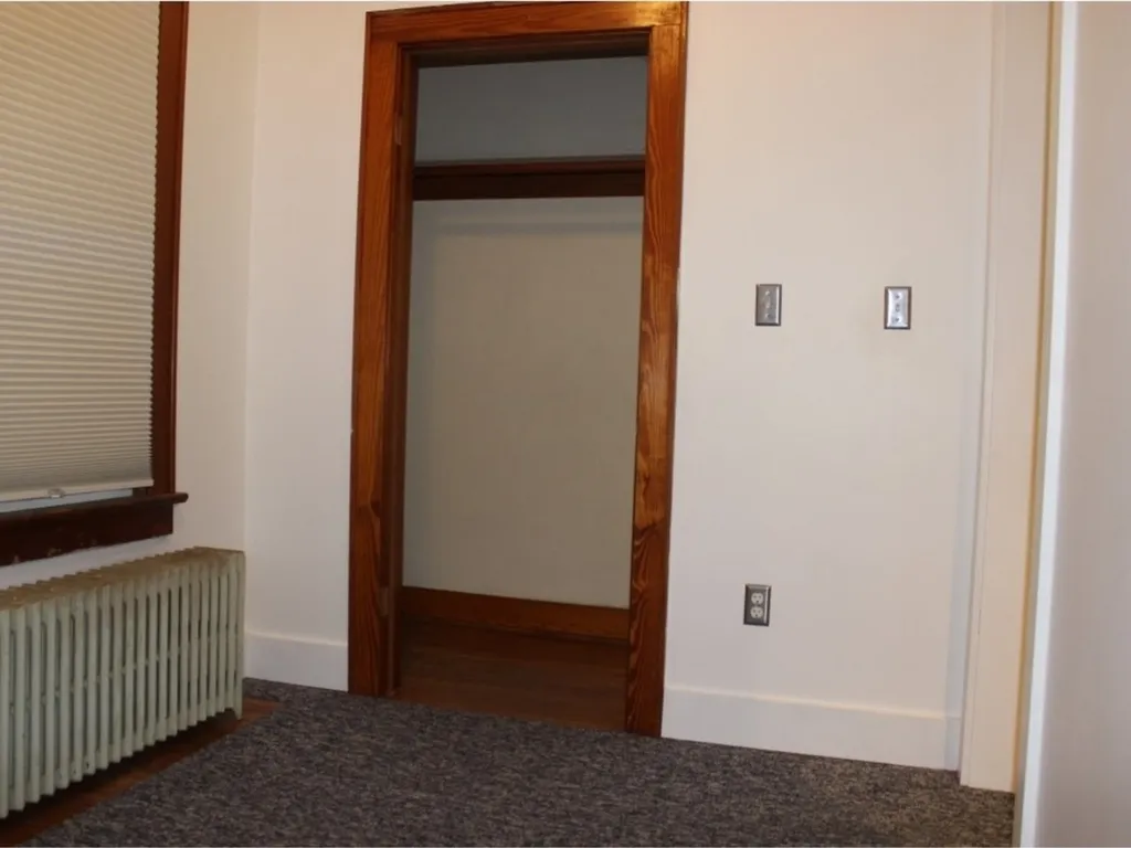 1062 North Avenue Burlington VT 05401