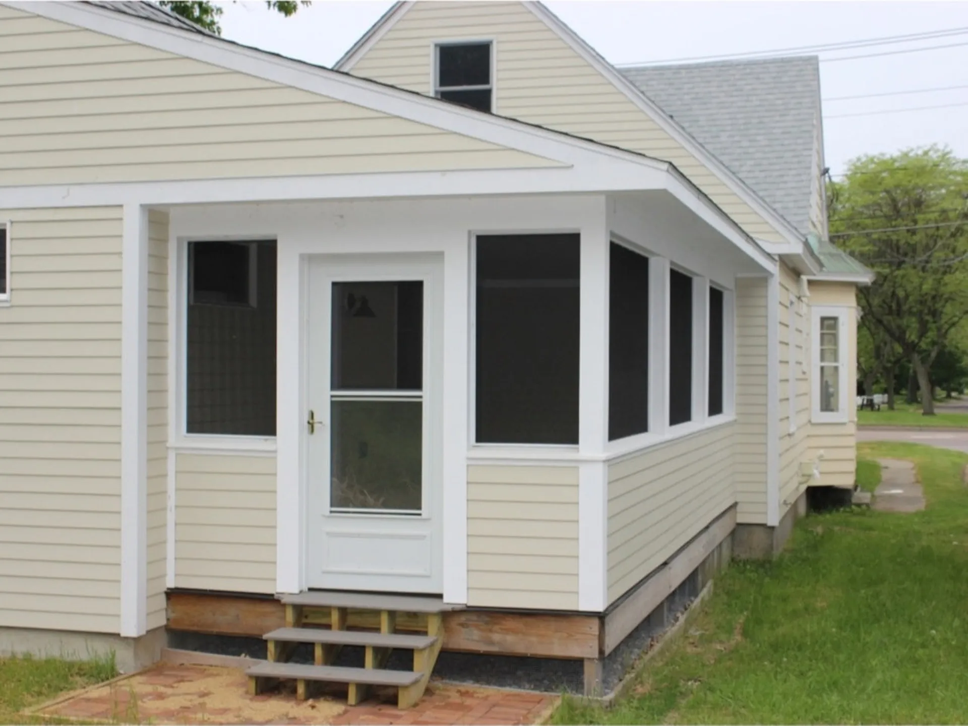 1062 North Avenue Burlington VT 05401