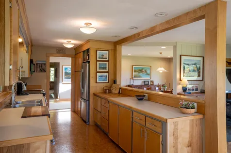52 Waterview Road Colchester VT 05446