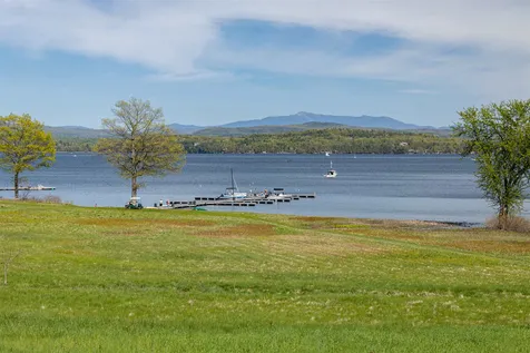 52 Waterview Road Colchester VT 05446