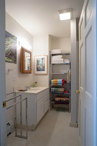 17 Rockingham Street Rockingham VT 05101