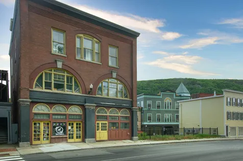 17 Rockingham Street Rockingham VT 05101