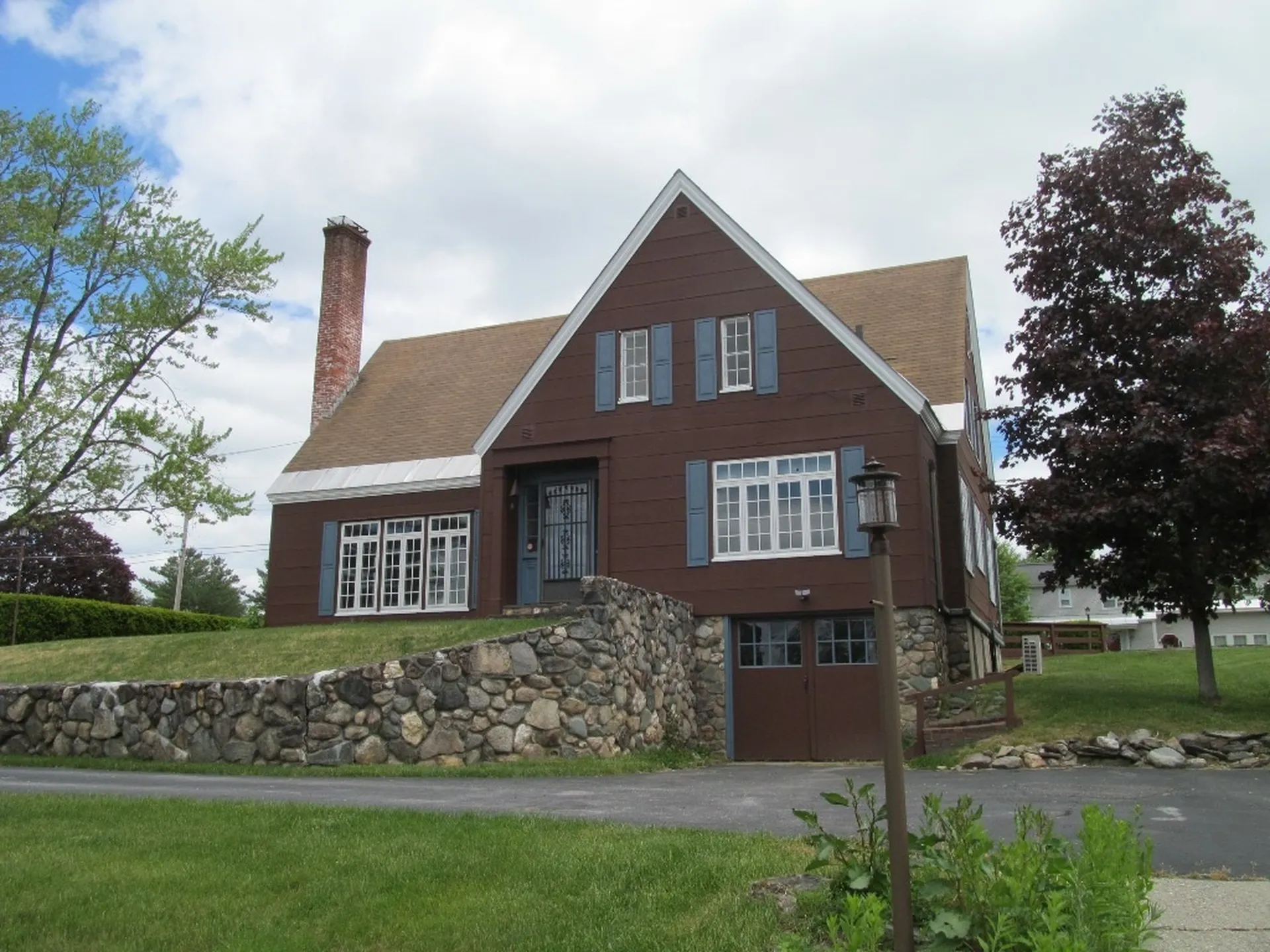 39 Francis Street Claremont NH 03743