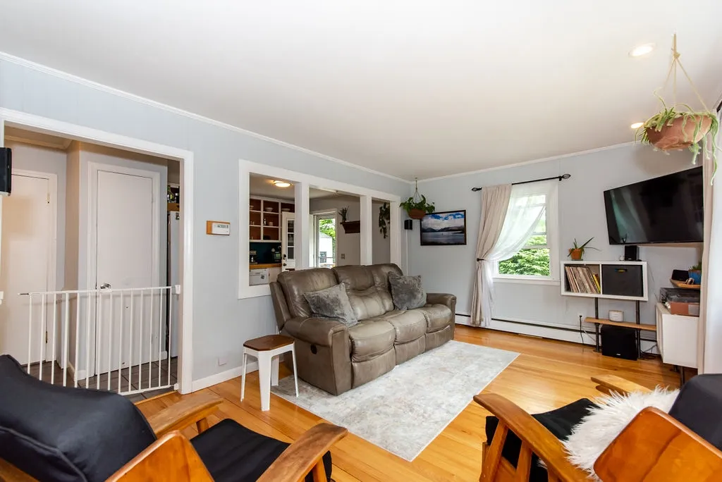 5 Hill Street Dover NH 03820
