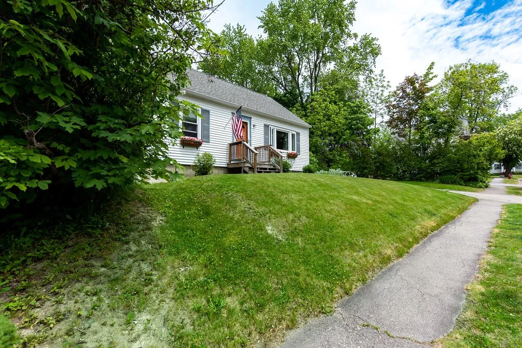 5 Hill Street Dover NH 03820