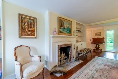 51 Peace Street Dorset VT 05251