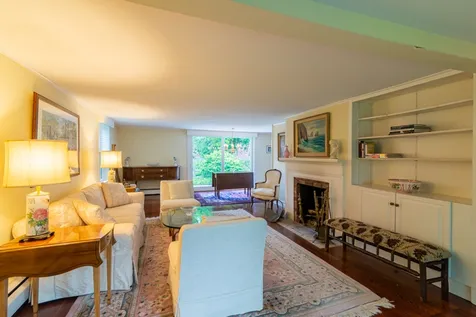 51 Peace Street Dorset VT 05251