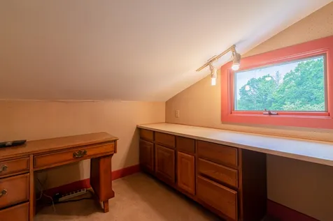 51 Peace Street Dorset VT 05251