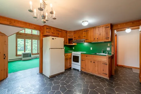 51 Peace Street Dorset VT 05251
