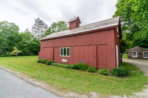 51 Peace Street Dorset VT 05251