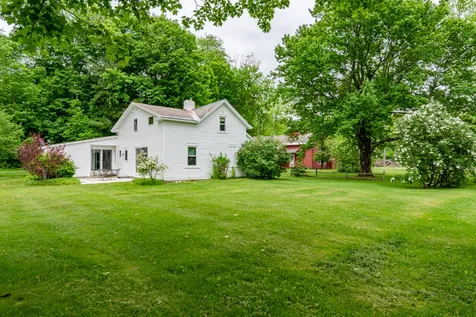 51 Peace Street Dorset VT 05251