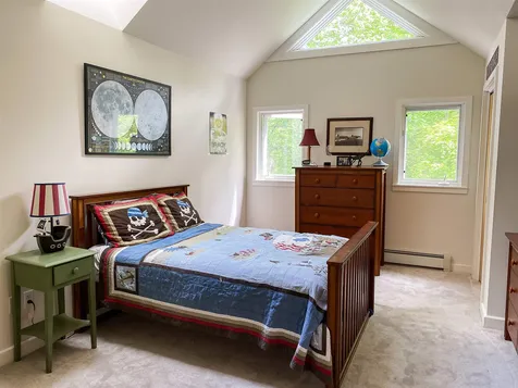 223 Bunker Road New London NH 03257