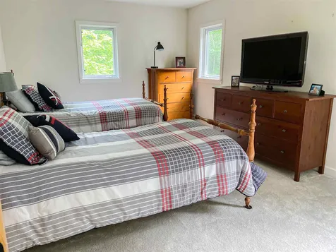 223 Bunker Road New London NH 03257