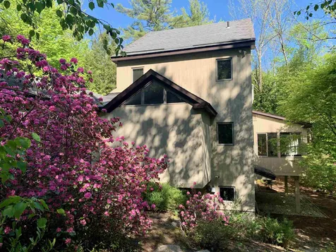 223 Bunker Road New London NH 03257