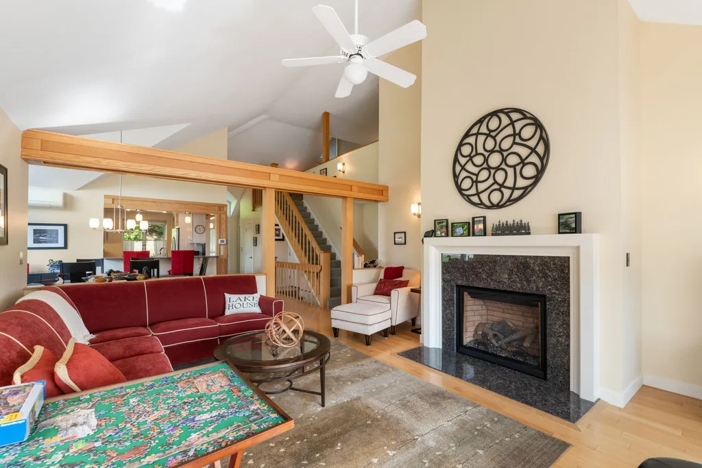 8B Indian Cave Landing Sunapee NH 03782