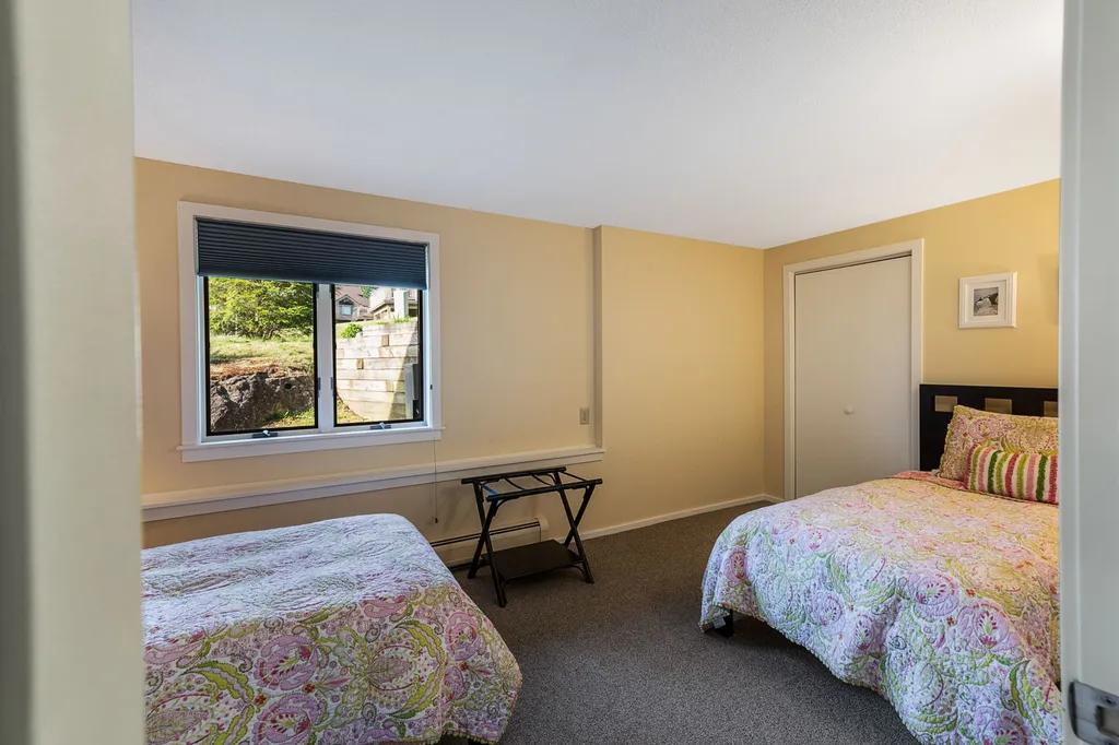 8B Indian Cave Landing Sunapee NH 03782