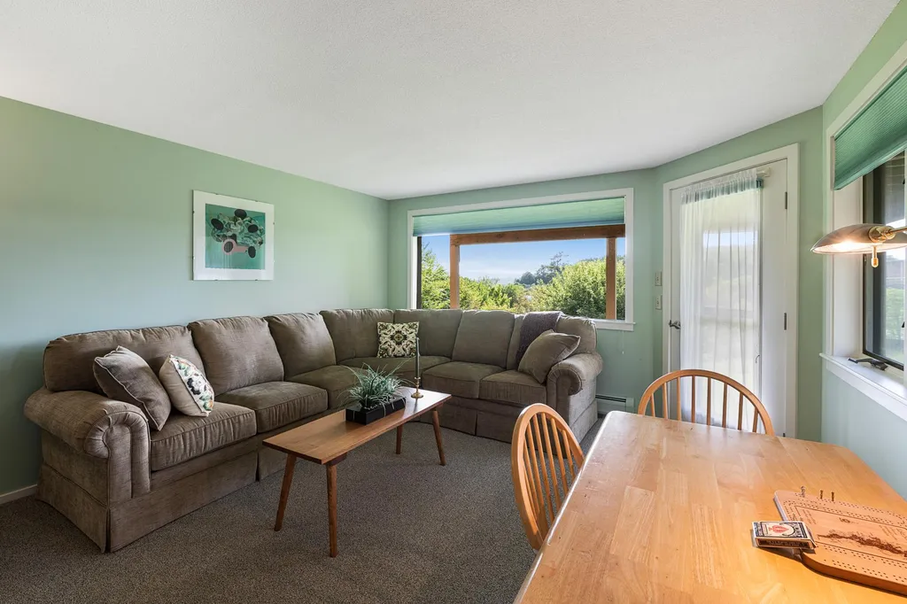 8B Indian Cave Landing Sunapee NH 03782