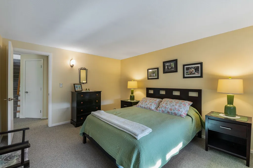 8B Indian Cave Landing Sunapee NH 03782