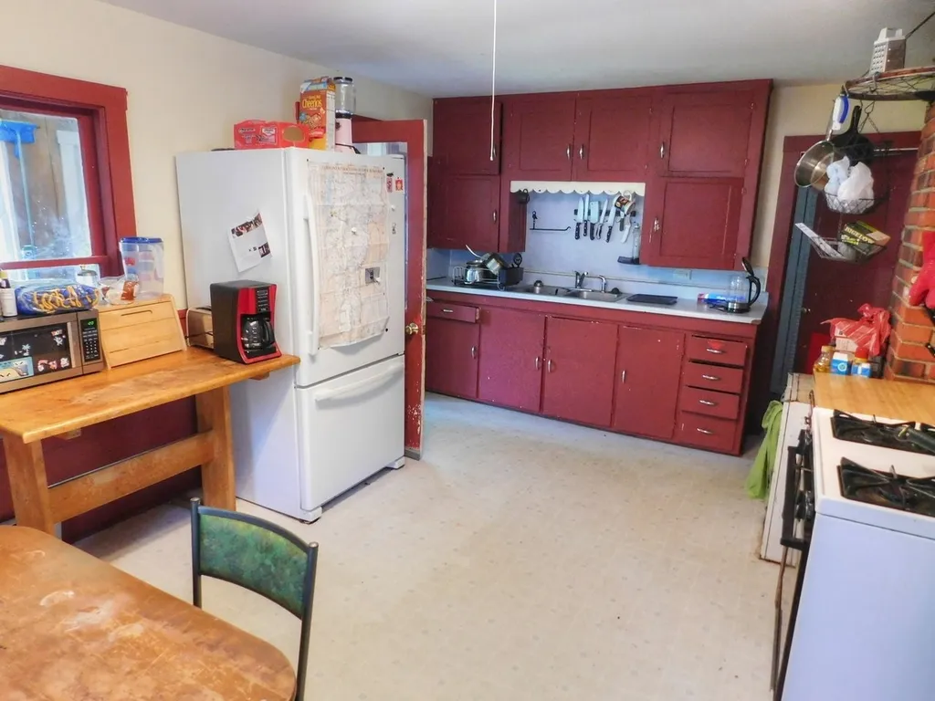 36 Leclair Street Winooski VT 05404
