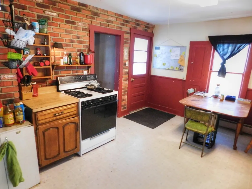 36 Leclair Street Winooski VT 05404