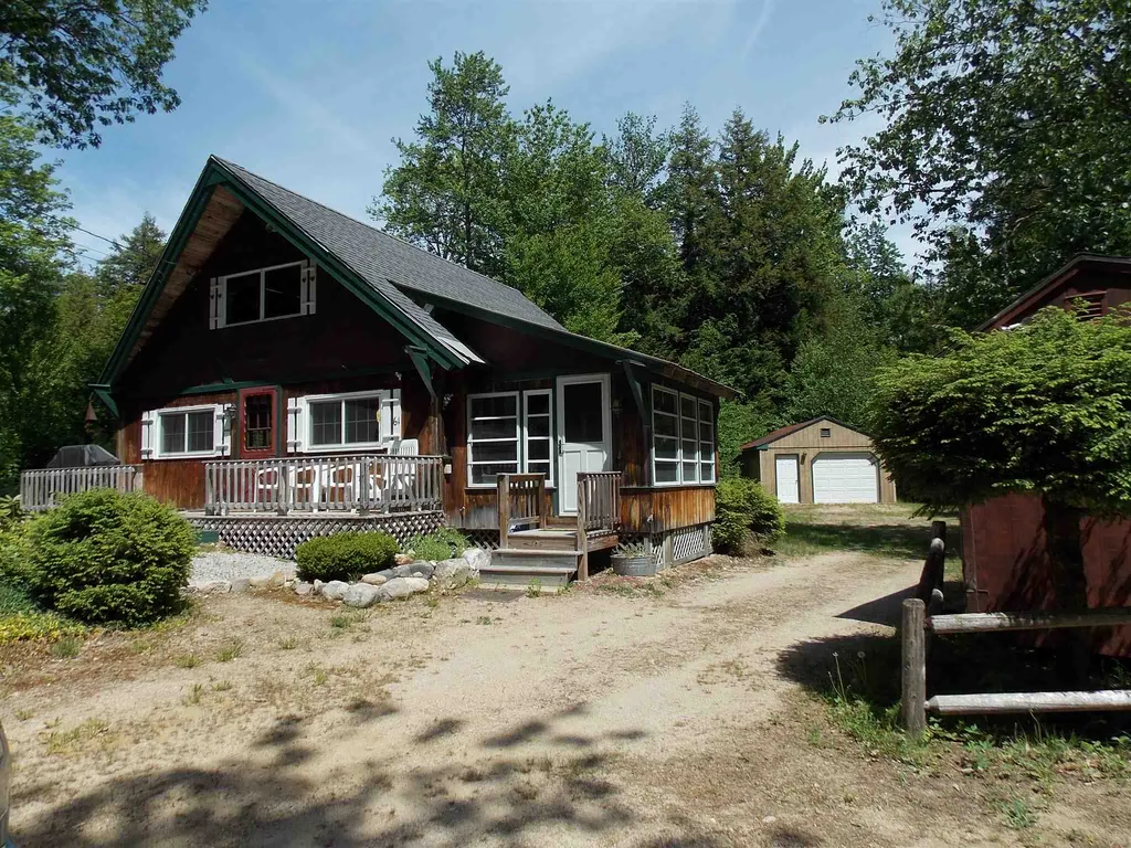 61 E Street Conway NH 03818