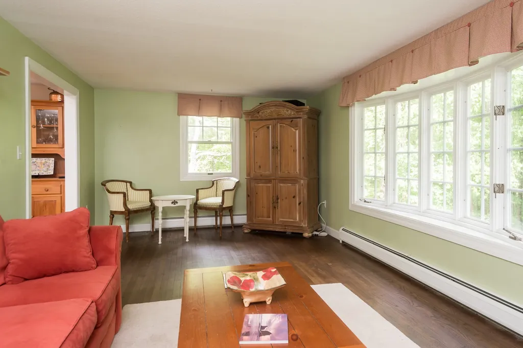 9 Pinecrest Lane Durham NH 03824